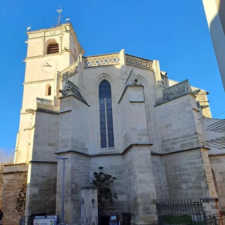 Le Nid De Marius Daire LʼIsle-sur-la-Sorgue